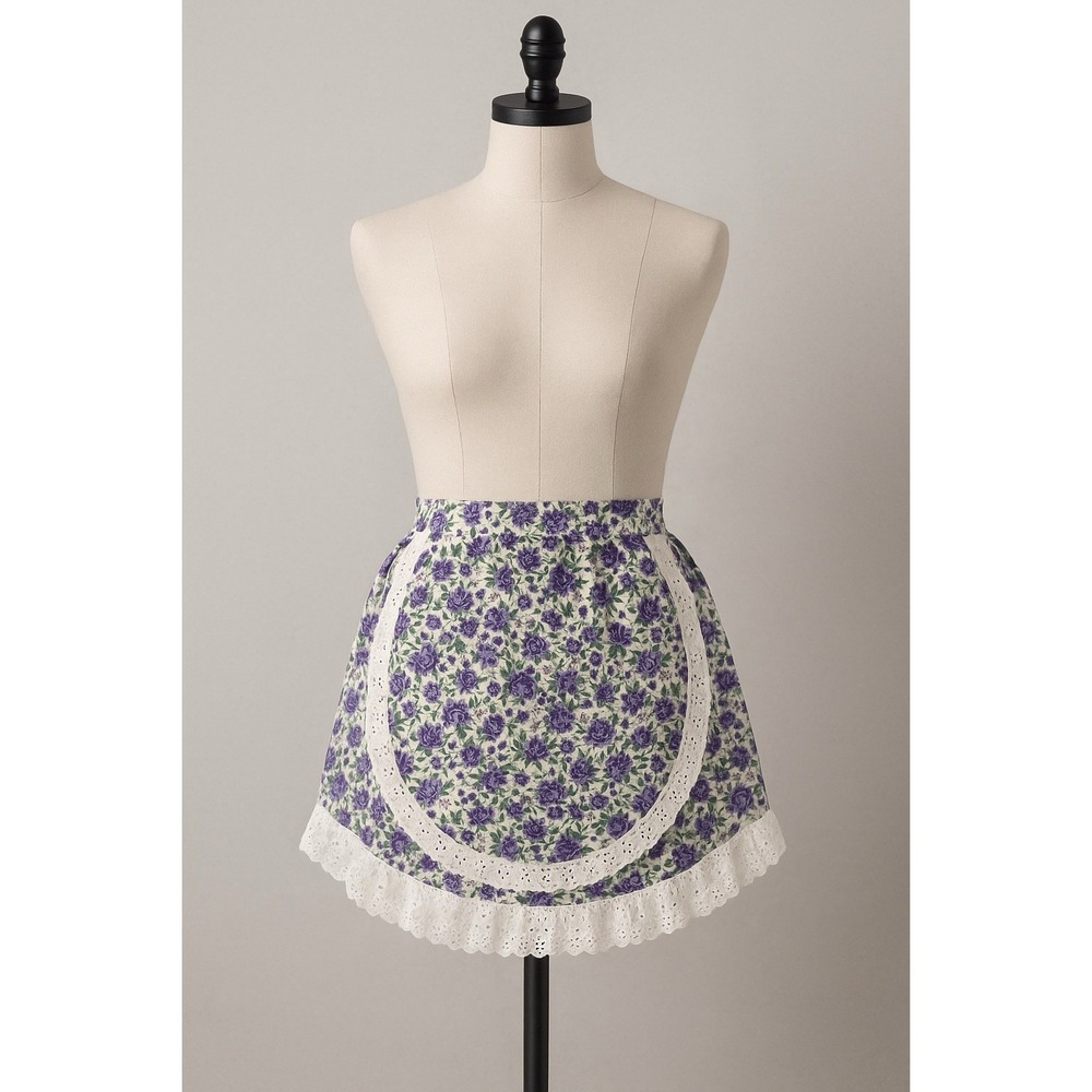 Vintage Handmade White Eyelet Lace‎ Apron Purple Floral Country Cottagecore